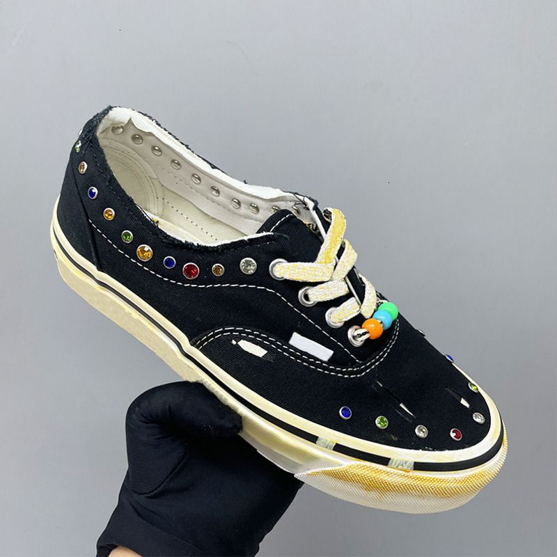 26S New Luxury Pearl Canvas Designer Pearlized Shoes Men Women Vintage Pendant Lace Up Trainers Casual Sports Lightweight Comfortable Daily Walk Flat Shoes 1083 - 6 of 9