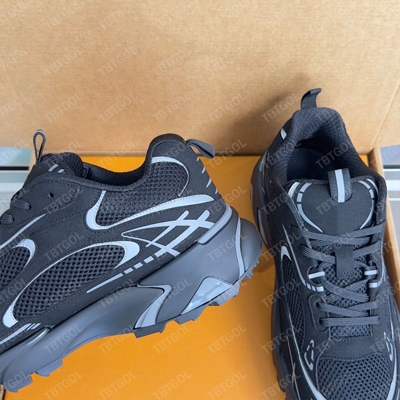High Quality Men Designer Runner Tatic Sneaker Luxury 2.0 Leather Running Shoes Dynamic Print Mesh Trainers Lightweight Running Hiking Shoes 1098 - 4 of 8