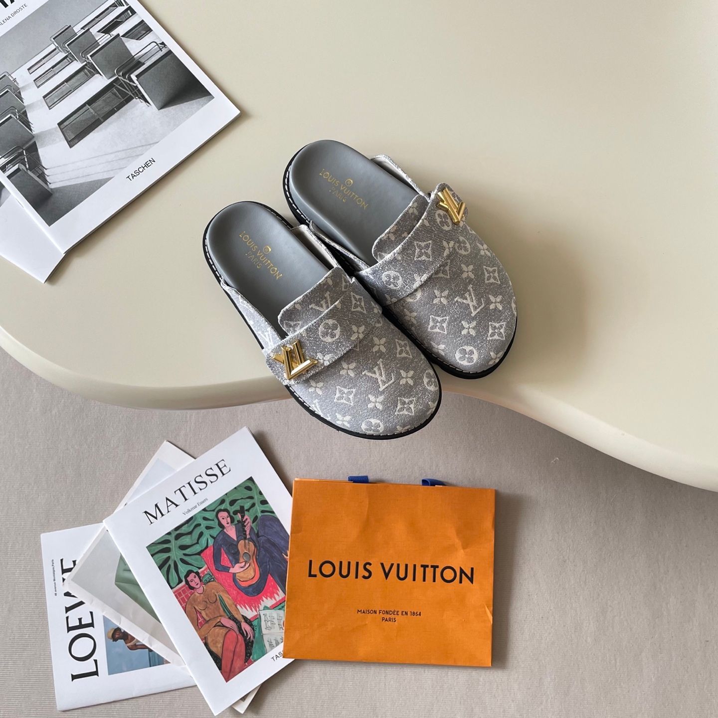 Louis Vuitton Cosy comfort Mule Clogs For Women Fleece Lined Warm Backless Platform Slides Non Slip Casual Autumn Winter Indoor Outdoor Slippers Multiple colors - 2 of 8