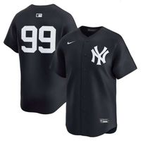 MLB002