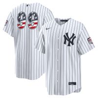 MLB030