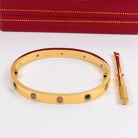 wide gold color diamond