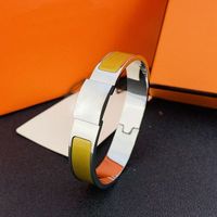 #18 17 silver yellow