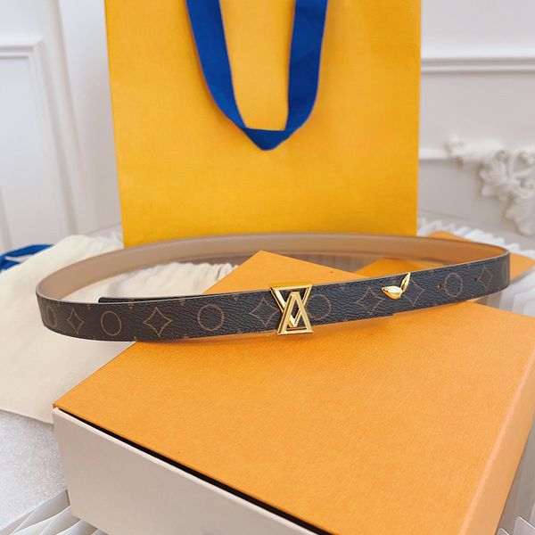 Designer Belt Womens Belts Genuine Leather Belt Letter Mens Classic Flower Belt Luxury Belt Gold Silver Smooth Buckle Luxury Belt Width 2cm 2.5cm 3cm - Fashion Accessories - myaceshop